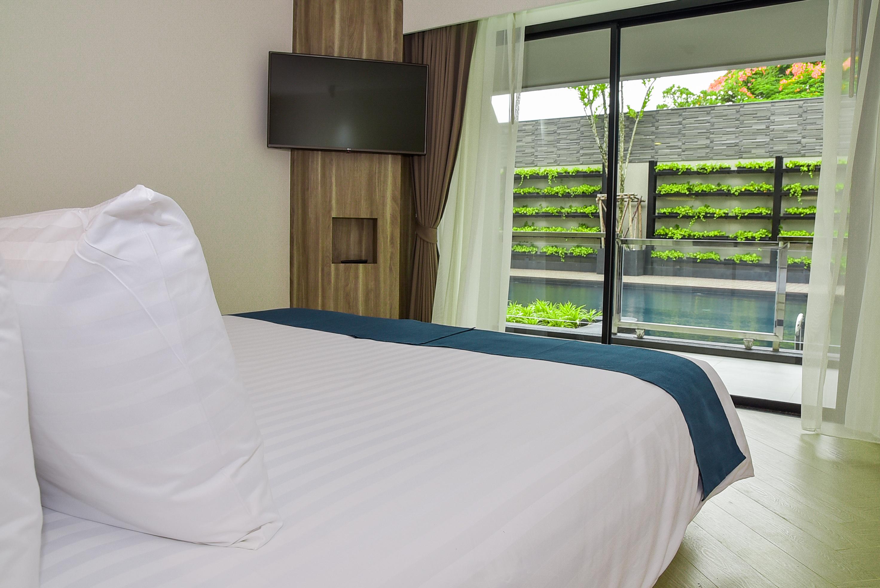 Golden Tulip 5*