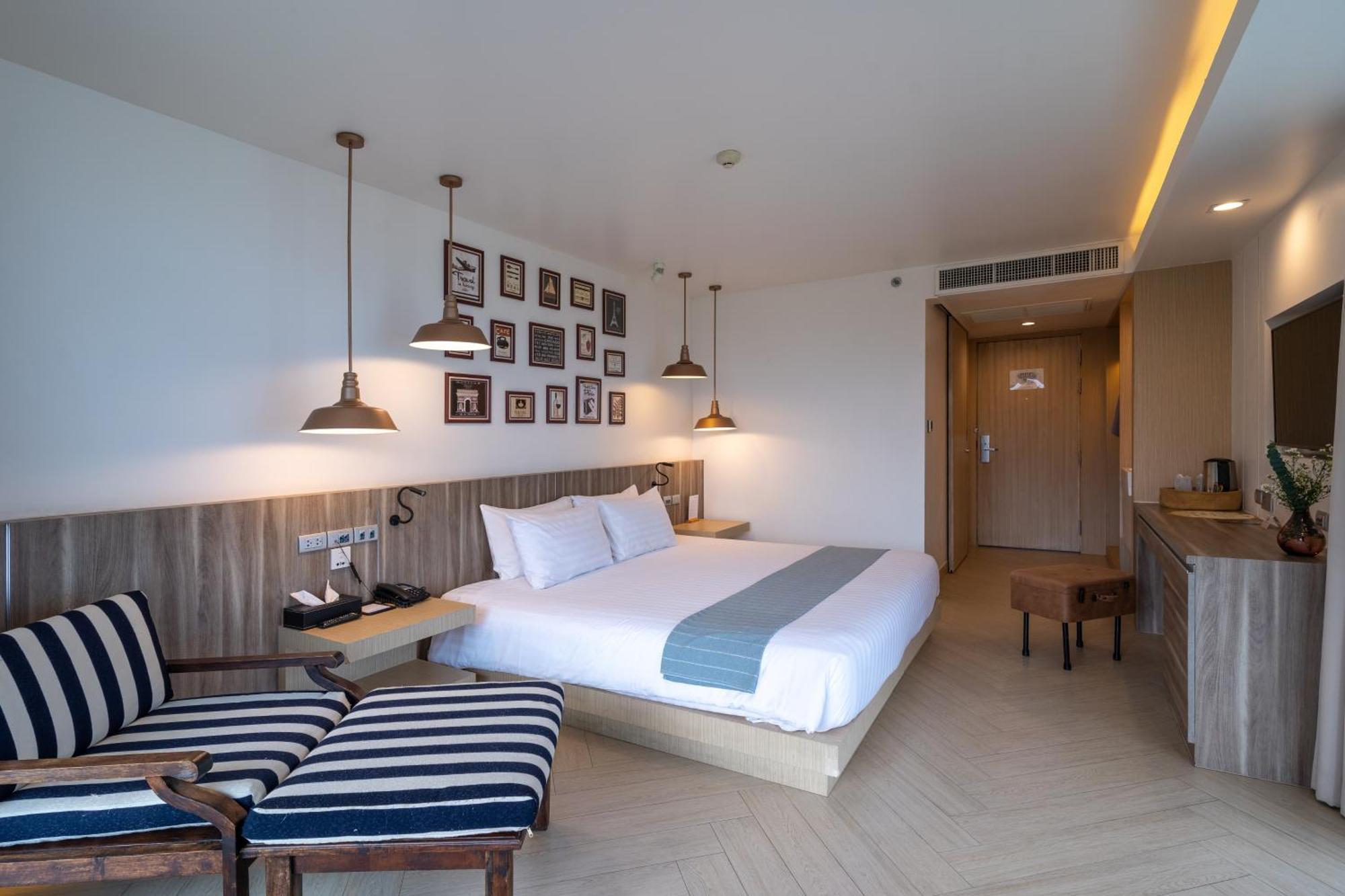 Golden Tulip Hotel